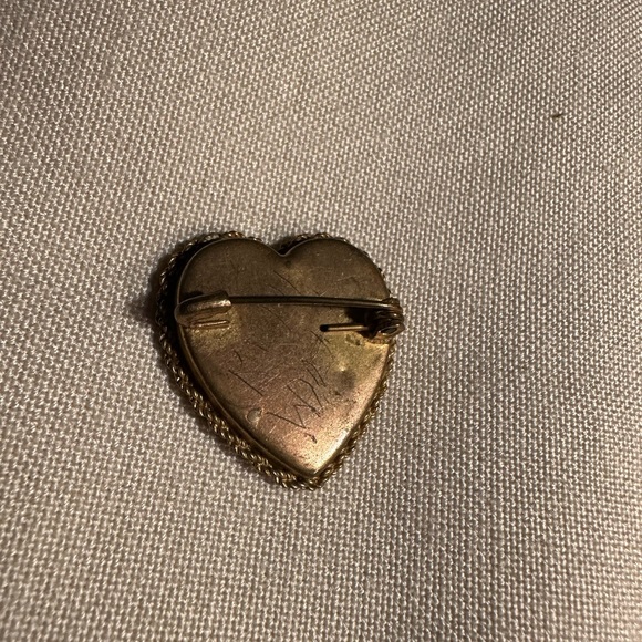 Vintage Italian micro mosaic heart shaped brooch - Picture 4 of 4